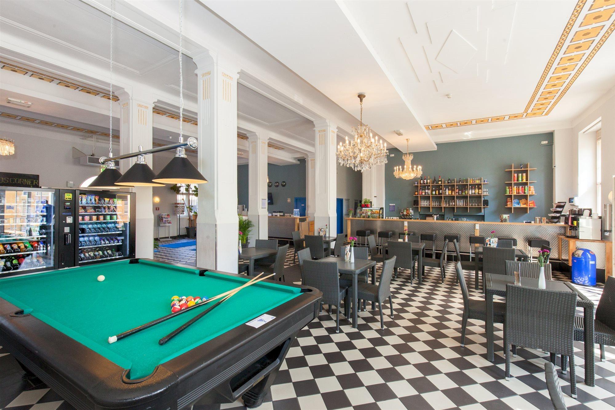 A&O Leipzig Hauptbahnhof Hostel Bagian luar foto