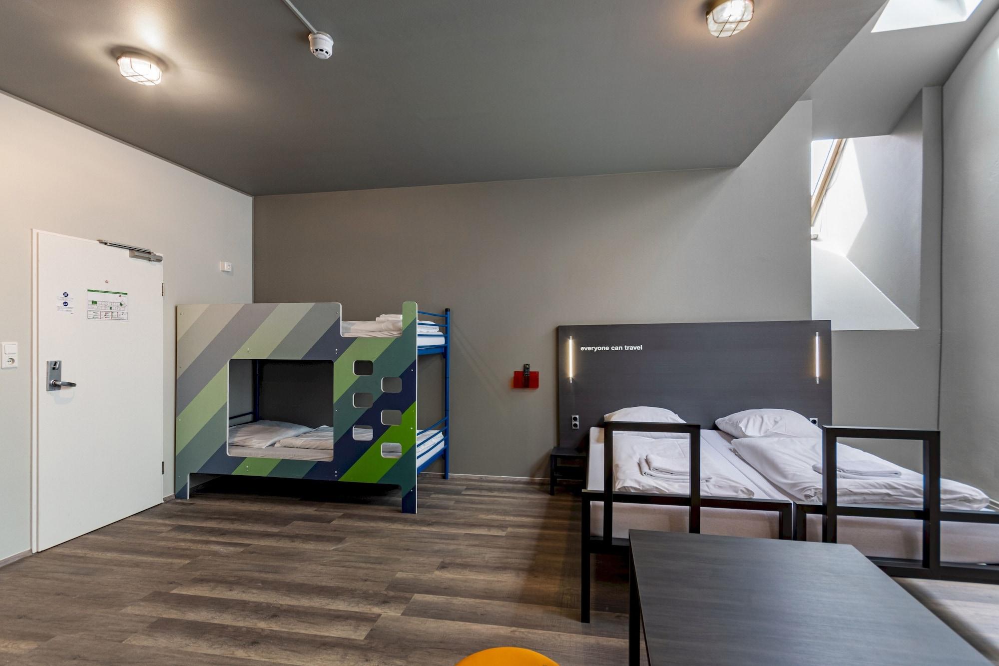 A&O Leipzig Hauptbahnhof Hostel Bagian luar foto