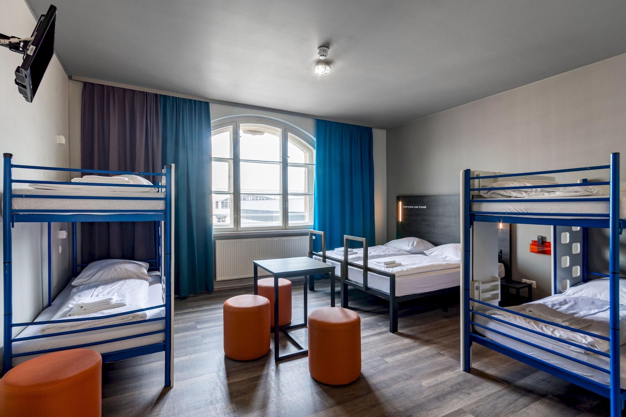 A&O Leipzig Hauptbahnhof Hostel Bagian luar foto